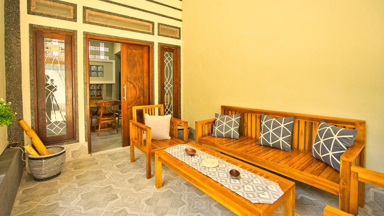 Dalai Home Kuta  Extérieur photo